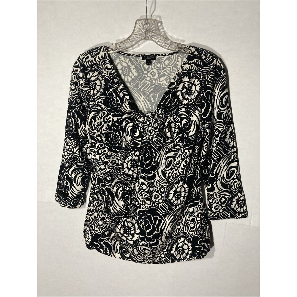 TALBOTS black white floral v-neck 3/4 sleeve knit top M